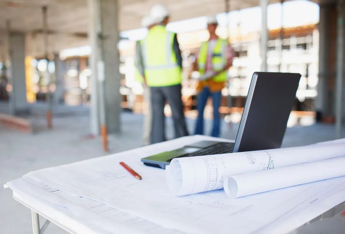 Progettazione di una ristrutturazione a Roma con planimetrie e squadra tecnica in cantiere
